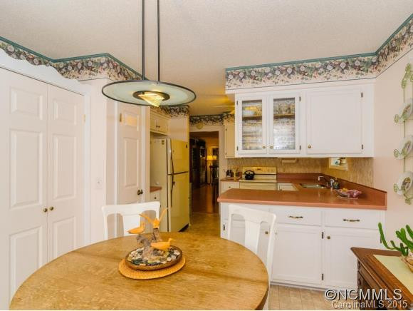 138 Exeter Court - Photo 9