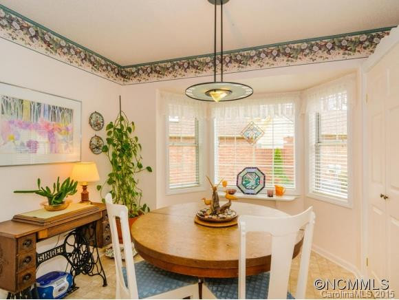 138 Exeter Court - Photo 10