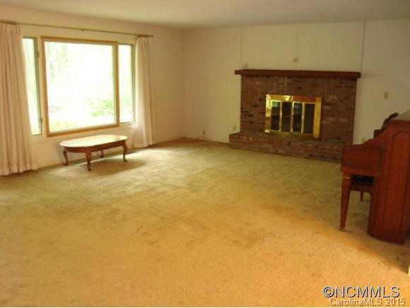 164 Beechwood Drive West - Photo 2