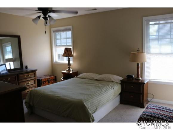 36 Rotunda Circle - Photo 9