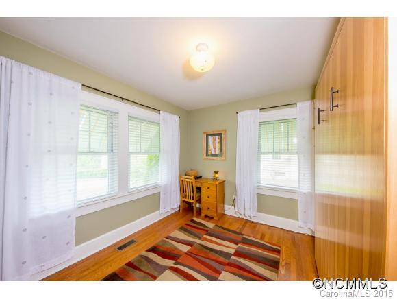 51 Monroe St - Photo 9