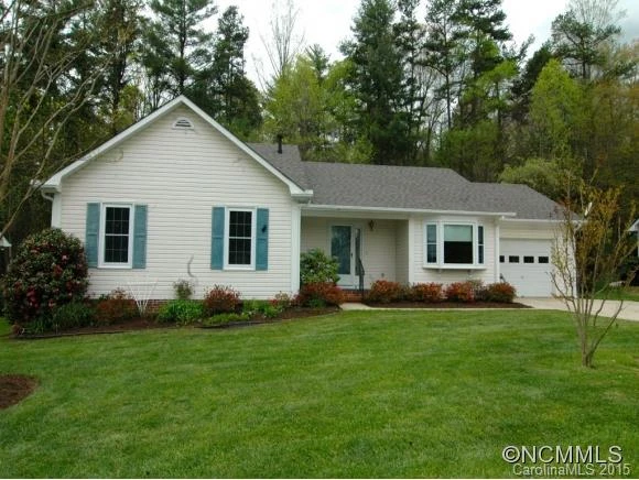 22 SOUTHCHASE DRIVE