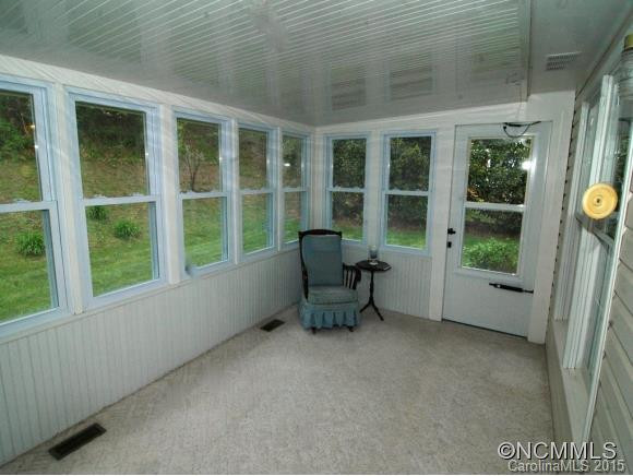 22 SOUTHCHASE DRIVE - Photo 5