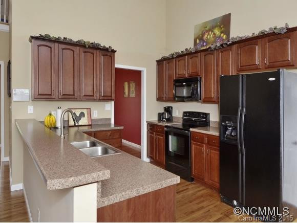 37 JUDITH DRIVE - Photo 10