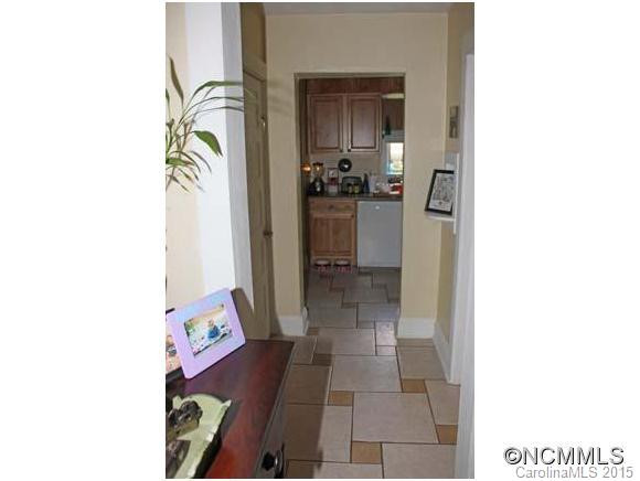 10 Third Street - Photo 12