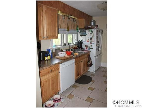 10 Third Street - Photo 13