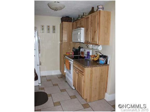 10 Third Street - Photo 14