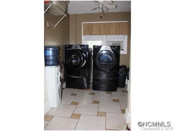 10 Third Street - Photo 15