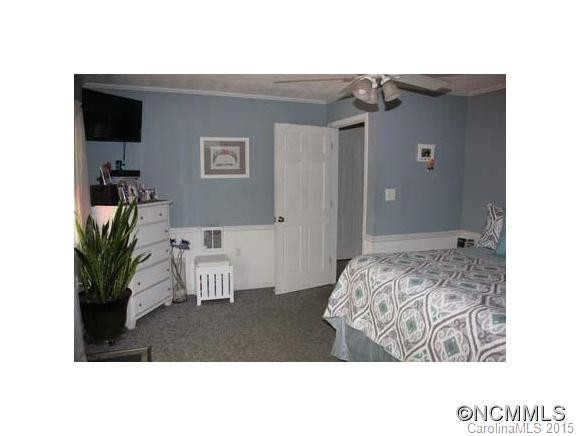 10 Third Street - Photo 18