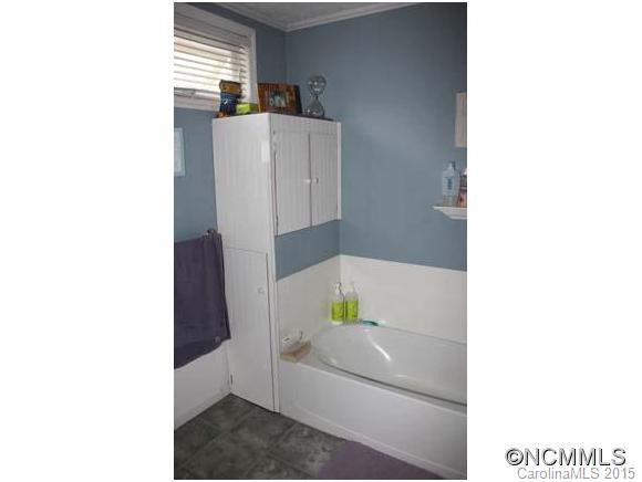 10 Third Street - Photo 20