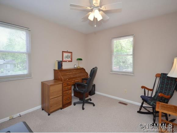 27 Norman Road - Photo 7