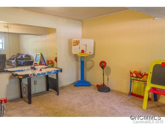 135 Terrace Drive - Photo 15