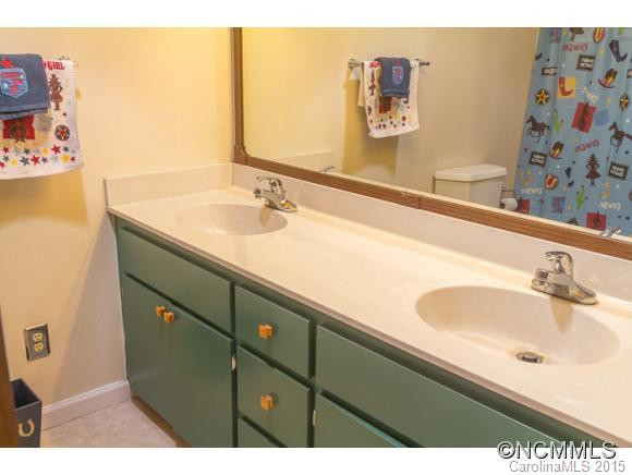 135 Terrace Drive - Photo 18