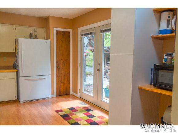 135 Terrace Drive - Photo 6
