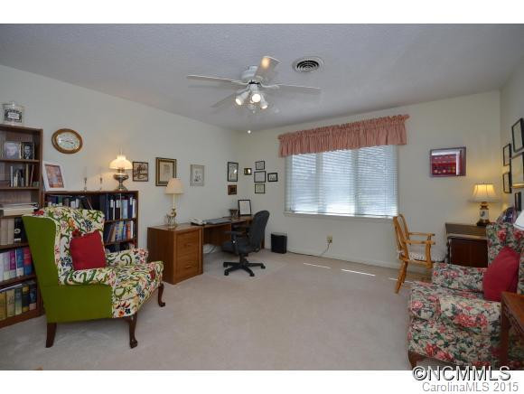 503 Crowfields Lane - Photo 15