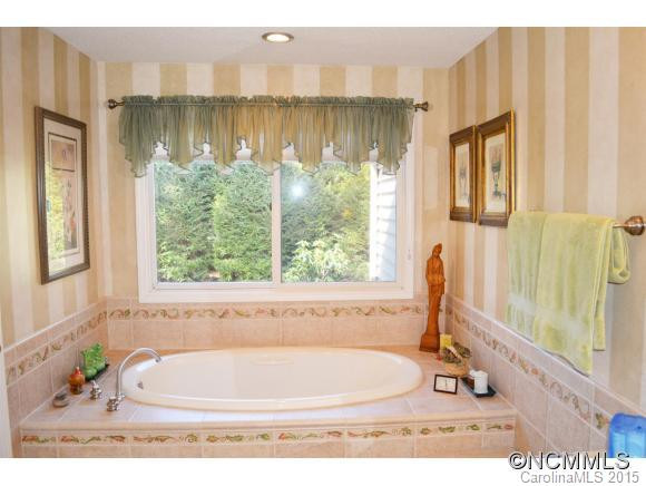 139 Camellia Way - Photo 14