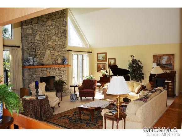 139 Camellia Way - Photo 4