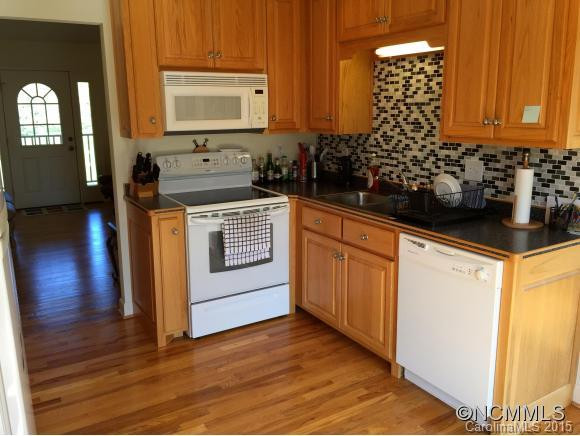 3010 Fairview Road - Photo 18