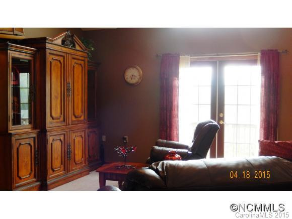 16 Golden Lane - Photo 6