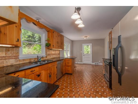 177 Lakeshore Drive - Photo 7
