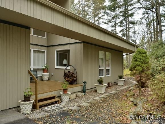296 DON ANDERSON DRIVE - Photo 2