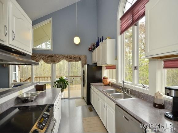 296 DON ANDERSON DRIVE - Photo 8