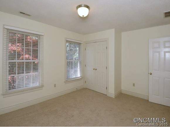 39 GLEN COVE DRIVE - Photo 12
