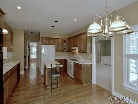 39 GLEN COVE DRIVE - Photo 5