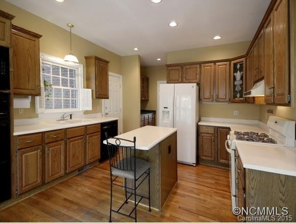 39 GLEN COVE DRIVE - Photo 6