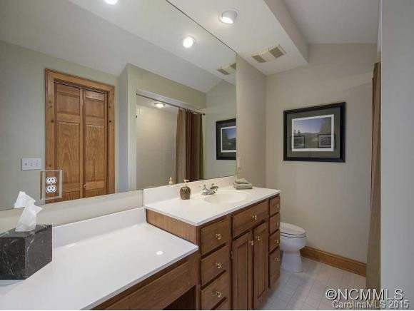 204 W. Chimney Crossing - Photo 18