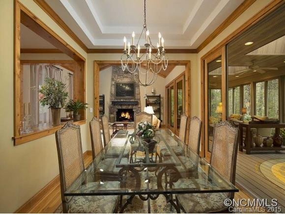 204 W. Chimney Crossing - Photo 4