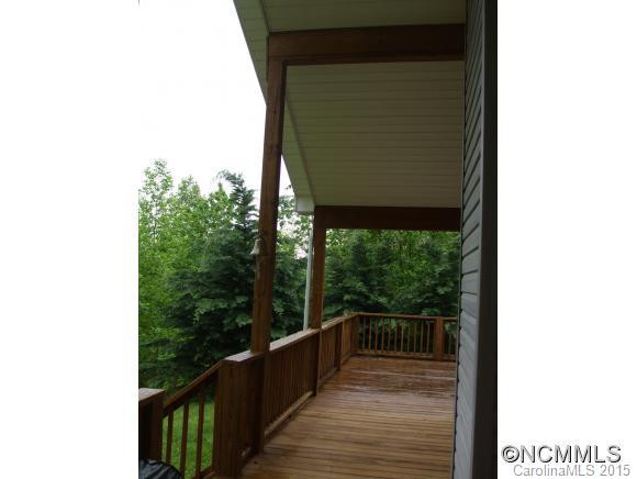 639 ROSALIE LN. - Photo 10