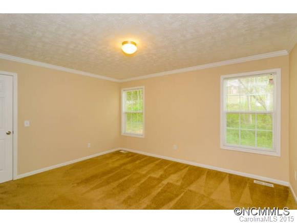 129 Concord Rd - Photo 13