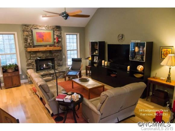 94 Ledgestone Drive - Photo 4