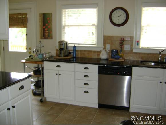 159 Hillside Street - Photo 5