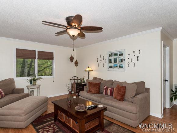 5 Thicket Lane - Photo 2