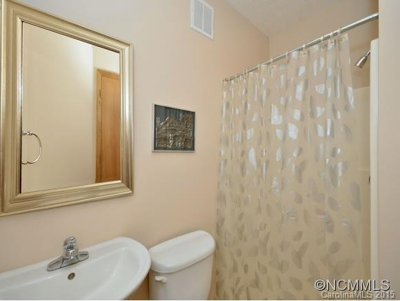 18 SQUIRREL HILL DRIVE - Photo 15