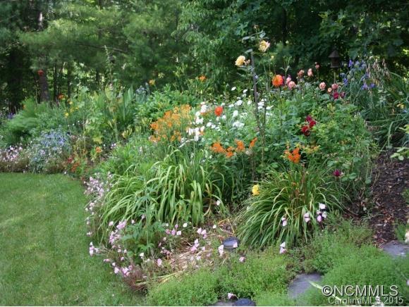 18 SQUIRREL HILL DRIVE - Photo 23