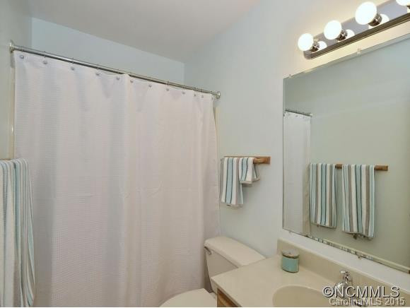 18 SQUIRREL HILL DRIVE - Photo 10