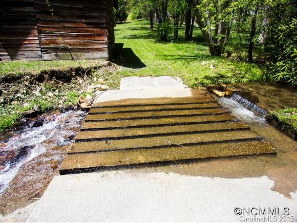 272 Pinners Cove Rd - Photo 5