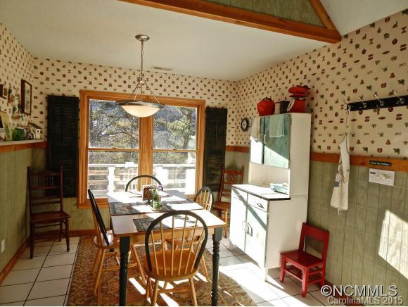376 Ox Creek Road - Treetops - Photo 10