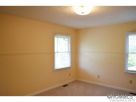 311 E. Price Street - Photo 11