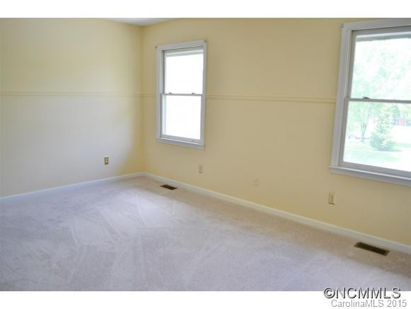 311 E. Price Street - Photo 12
