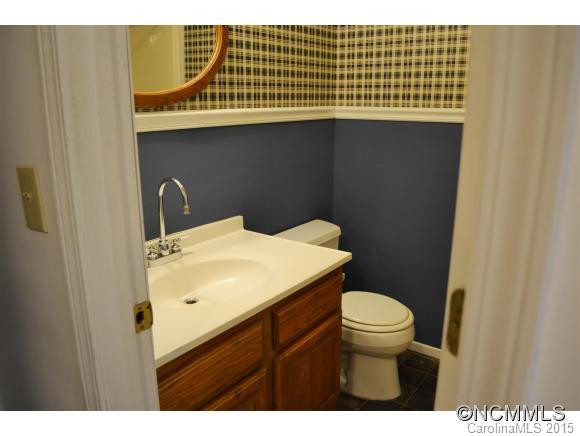 311 E. Price Street - Photo 17
