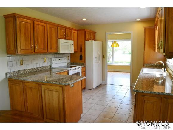 311 E. Price Street - Photo 7