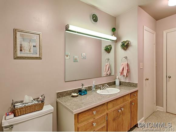2 HAYWOOD DRIVE - Photo 9