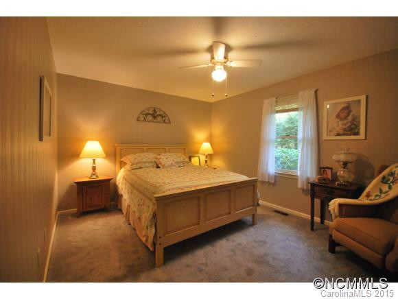 14 W Ashley Place - Photo 13