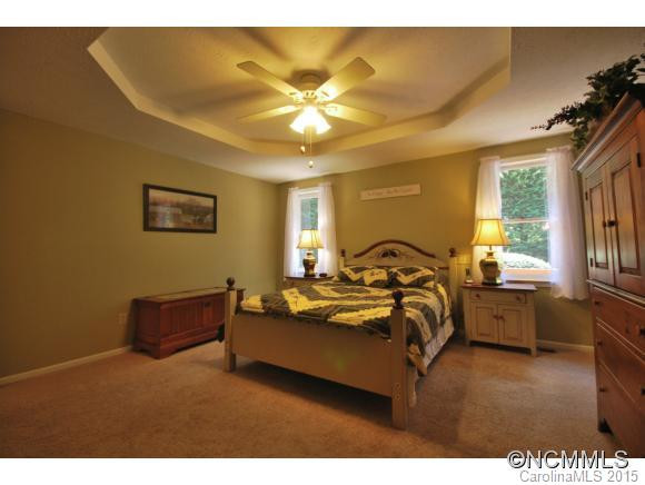 14 W Ashley Place - Photo 7