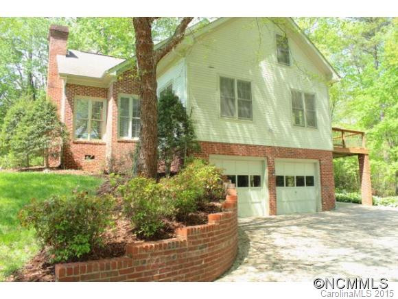 327 Fairforest - Photo 2