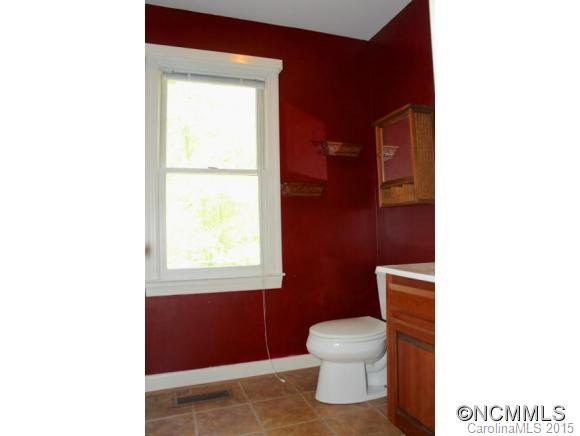 327 Fairforest - Photo 12
